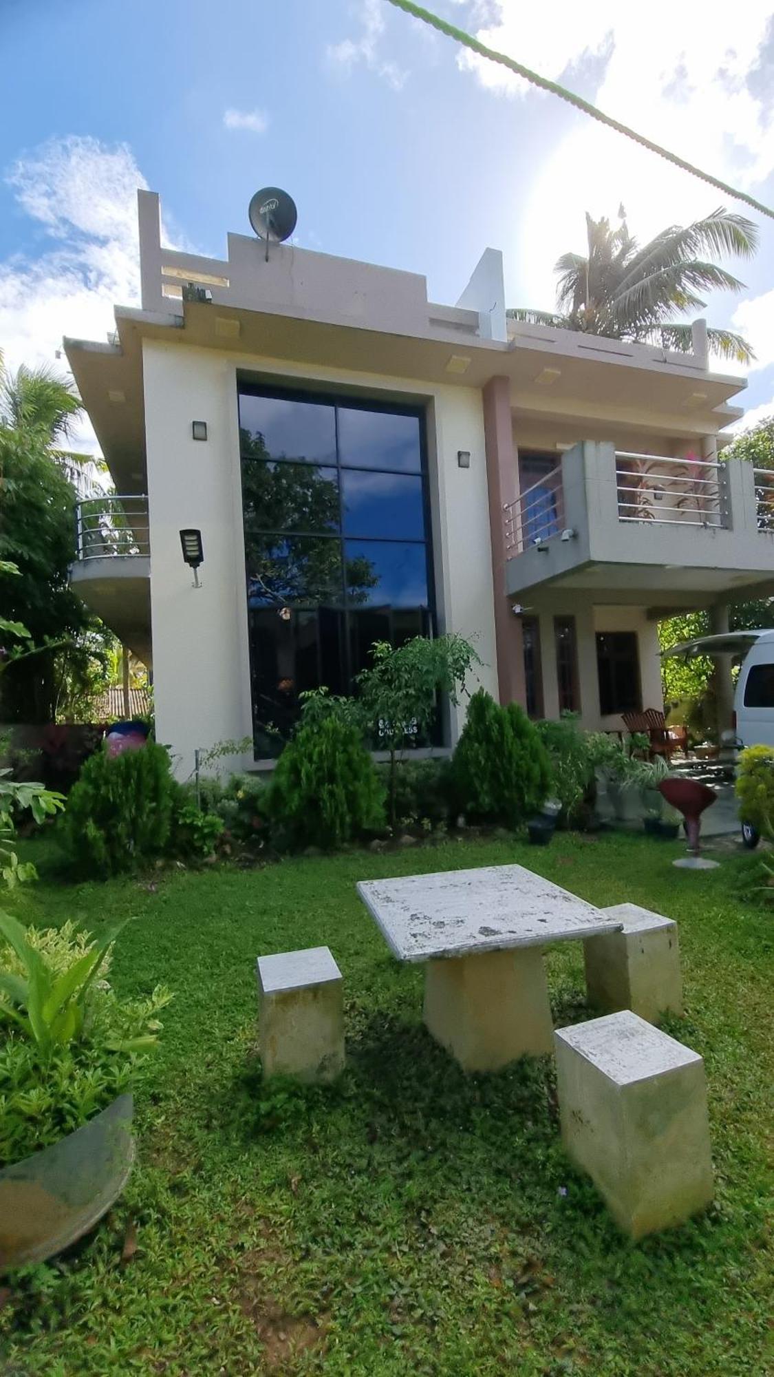 Wis Villa Галле Экстерьер фото