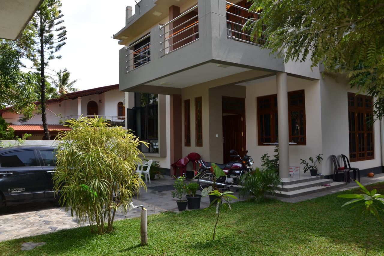 Wis Villa Галле Экстерьер фото